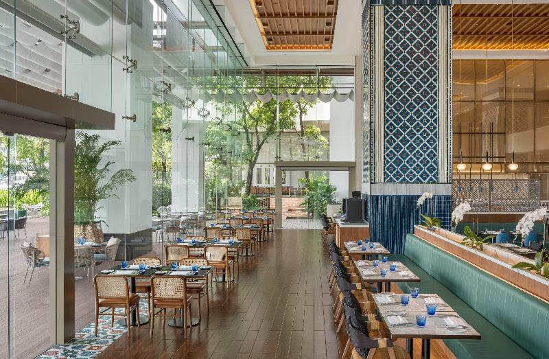 Millennium Hilton Bangkok - Restoran