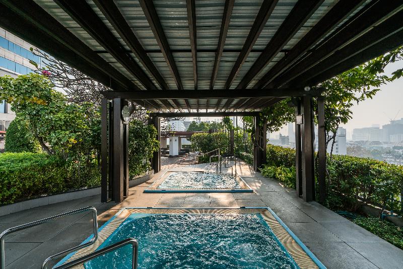Pathumwan Princess Hotel - Havuz
