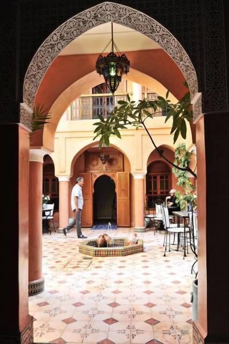 Riad Bensaid - Lobi