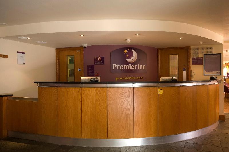 Premier Inn Aberdeen City Centre - Lobi