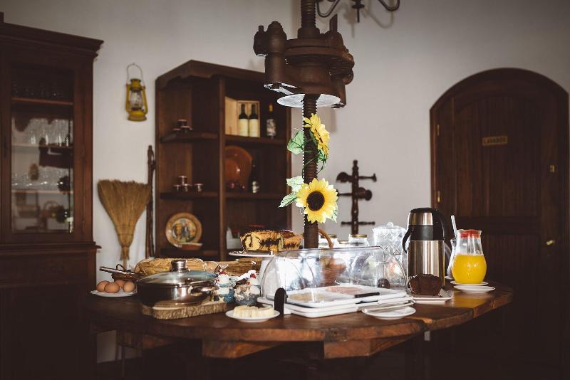 Pã¡tio Da Figueira - Restoran
