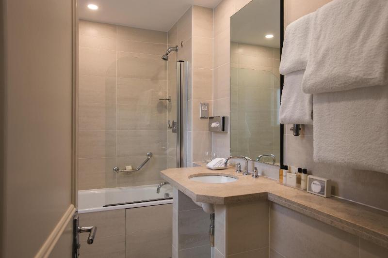 L'Horizon Beach Hotel & Spa - Oda