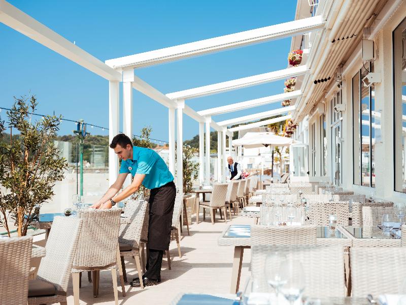 L'Horizon Beach Hotel & Spa - Teras
