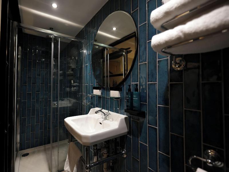 Riva Boutique Hotel & Restaurant - Oda