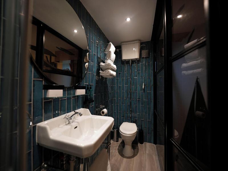 Riva Boutique Hotel & Restaurant - Oda
