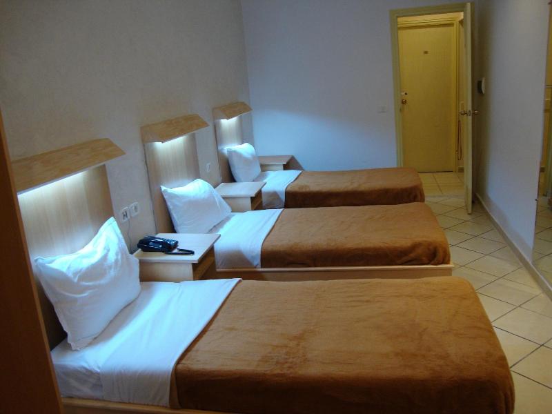 Hotel Roma Tunis - Oda