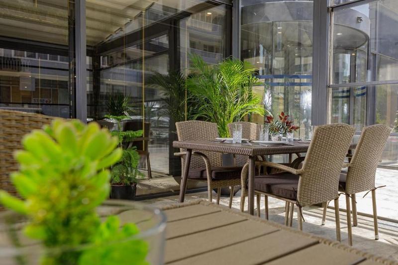 Premium Park Hotel - Teras
