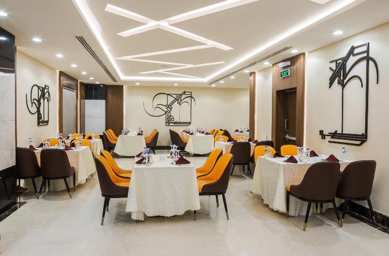 Al Malqa Elite Hotel - Restoran