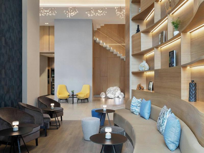 Courtyard By Marriott Batumi - Lobi