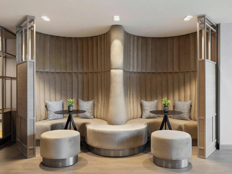 Courtyard By Marriott Batumi - Lobi