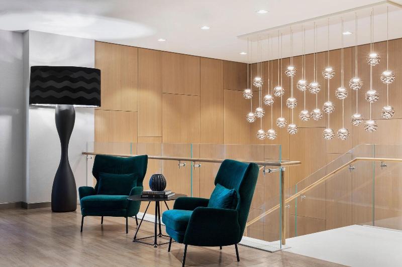 Courtyard By Marriott Batumi - Lobi