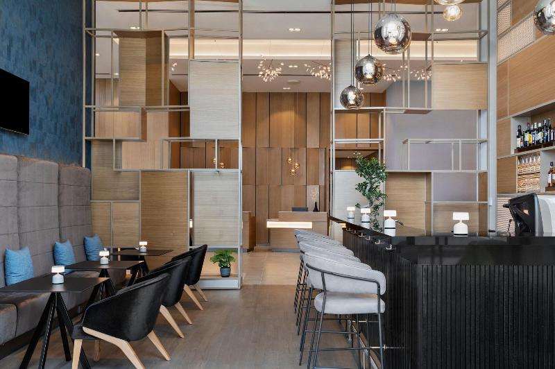 Courtyard By Marriott Batumi - Lobi