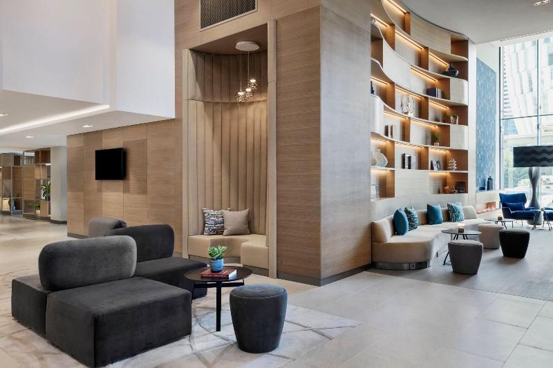 Courtyard By Marriott Batumi - Lobi