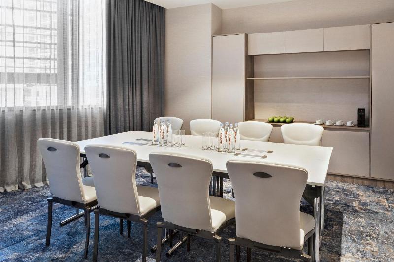 Courtyard By Marriott Batumi - Toplantı