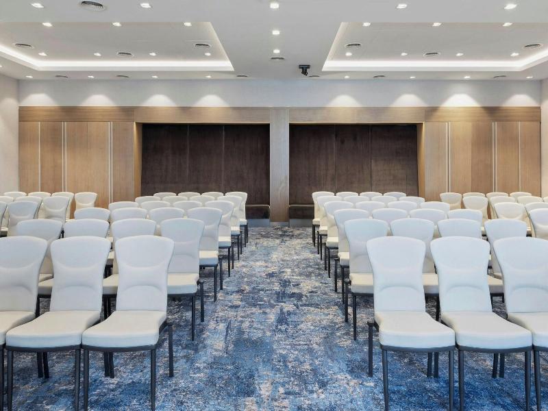 Courtyard By Marriott Batumi - Toplantı