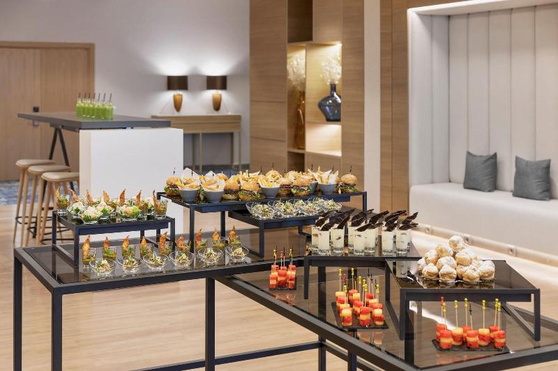 Courtyard By Marriott Batumi - Toplantı