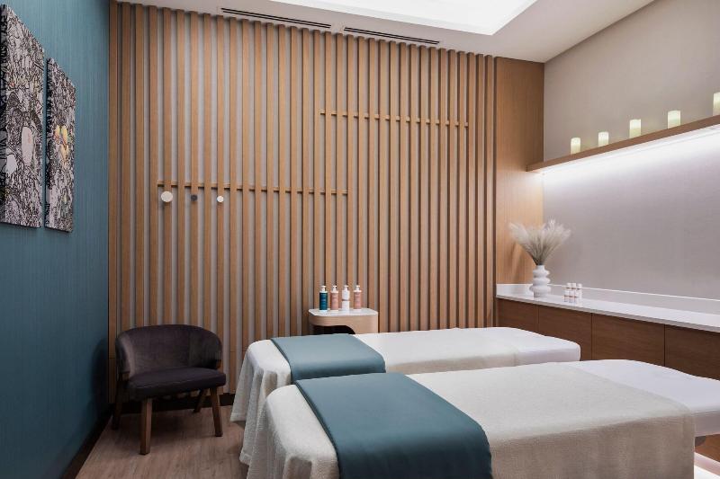 Courtyard By Marriott Batumi - Aktivite