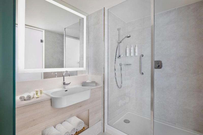 Courtyard By Marriott Batumi - Oda
