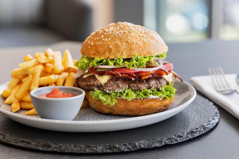 Courtyard By Marriott Batumi - Oda
