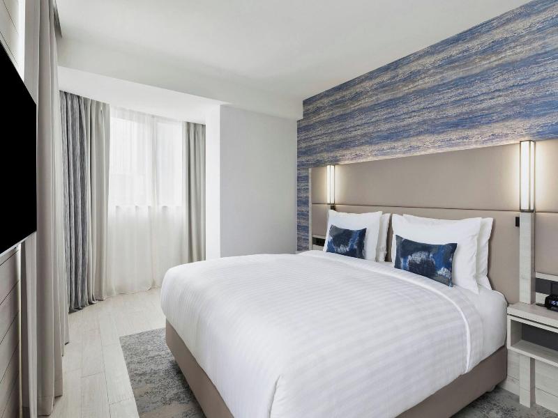 Courtyard By Marriott Batumi - Oda