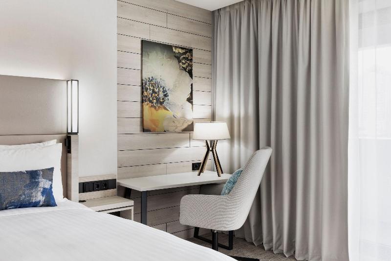 Courtyard By Marriott Batumi - Oda