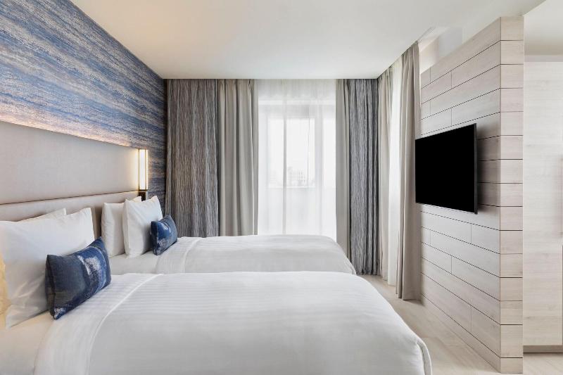 Courtyard By Marriott Batumi - Oda
