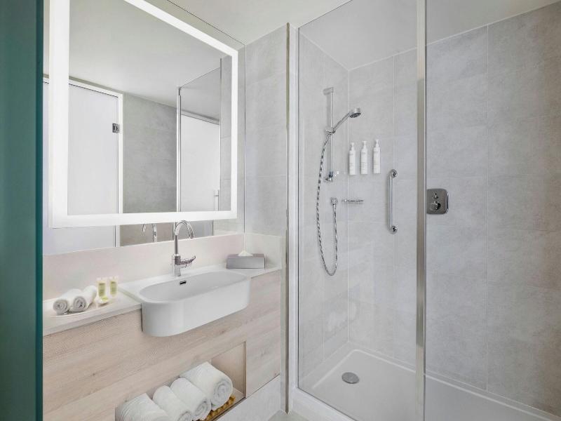 Courtyard By Marriott Batumi - Oda