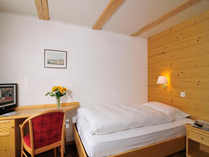 Hotel Chalet Swiss - Oda