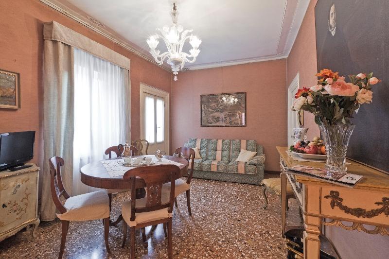 Palazzetto San Lio - Oda