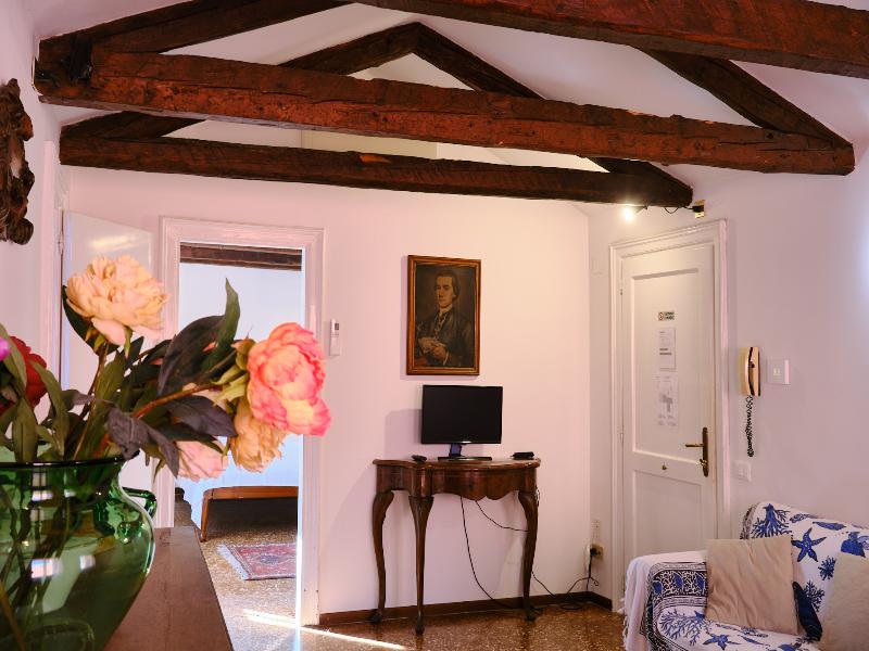 Palazzetto San Lio - Oda