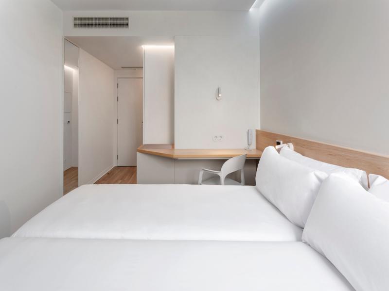 B&B Hotel Famalicao - Lobi