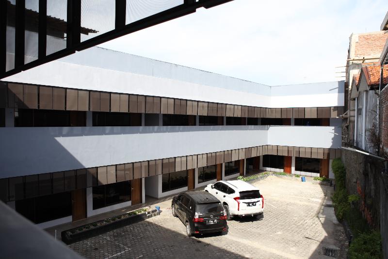 Rahayu Hotel Cirebon - Genel