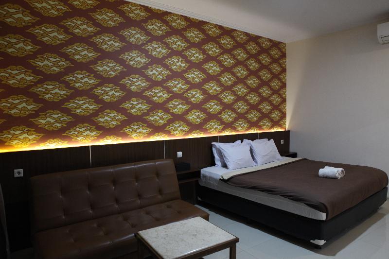 Rahayu Hotel Cirebon - Oda