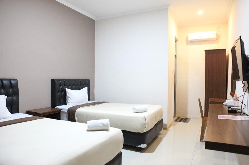 Rahayu Hotel Cirebon - Oda