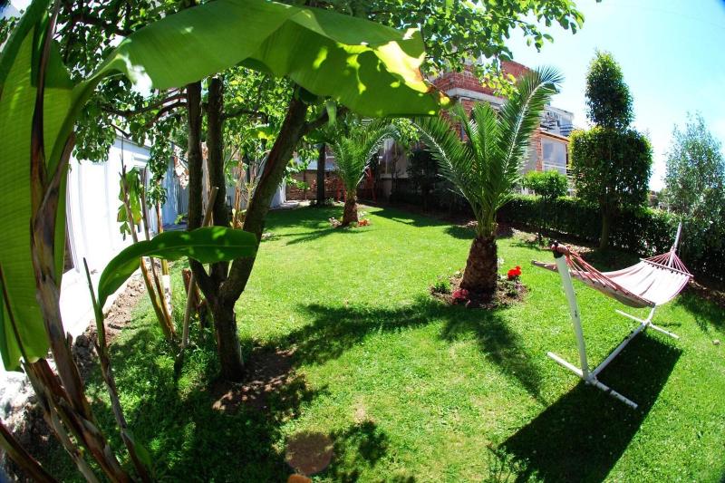Villa Green Garden - Genel