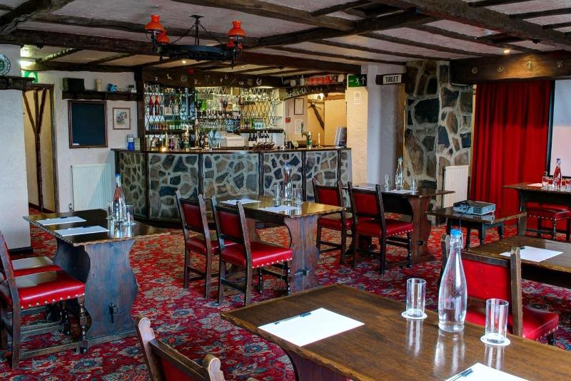 The Old White Lion Hotel - Restoran