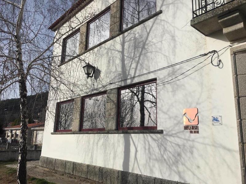 Loriga Feel Nature- Hostel - Teras