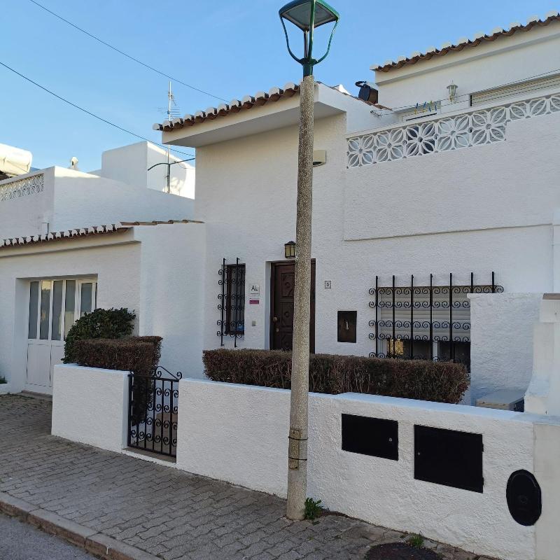 Lagos Charming Villas - Genel