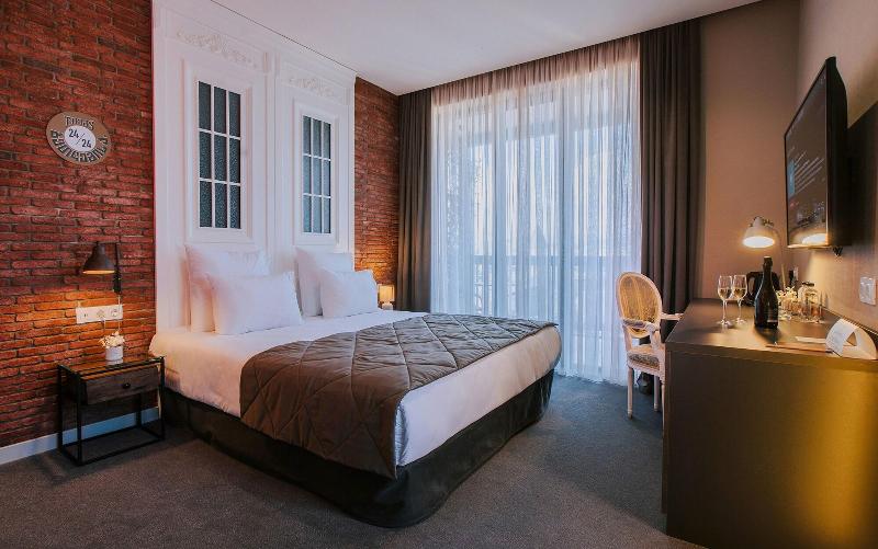Tbilisee Hotel - Oda