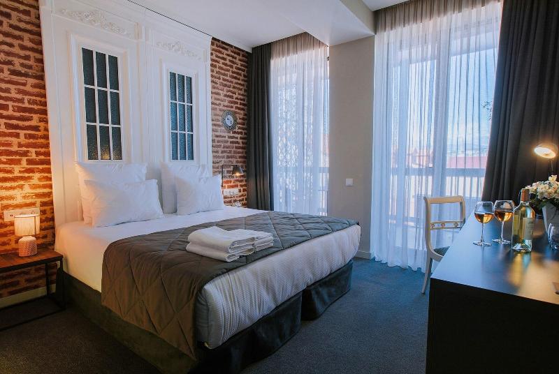 Tbilisee Hotel - Oda
