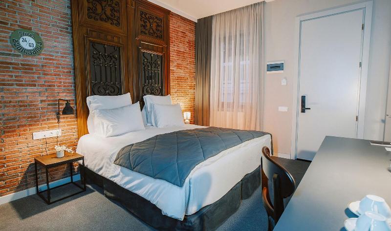Tbilisee Hotel - Oda