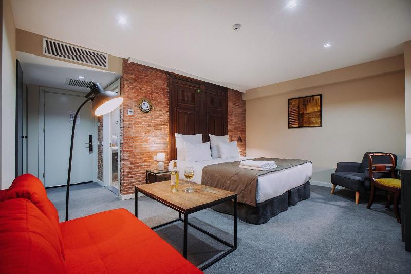 Tbilisee Hotel - Oda