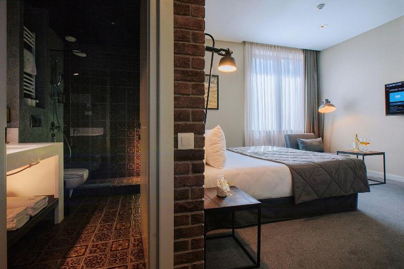 Tbilisee Hotel - Oda