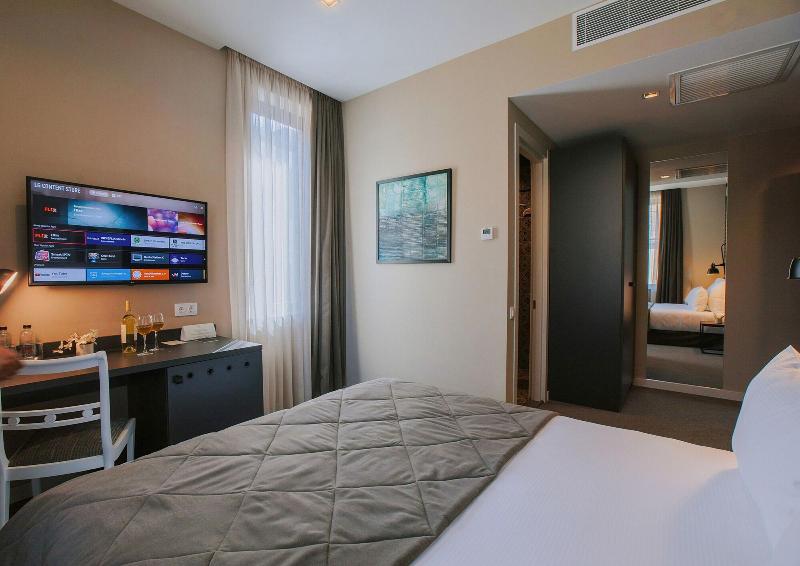 Tbilisee Hotel - Oda