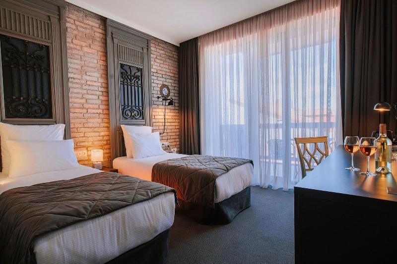 Tbilisee Hotel - Oda