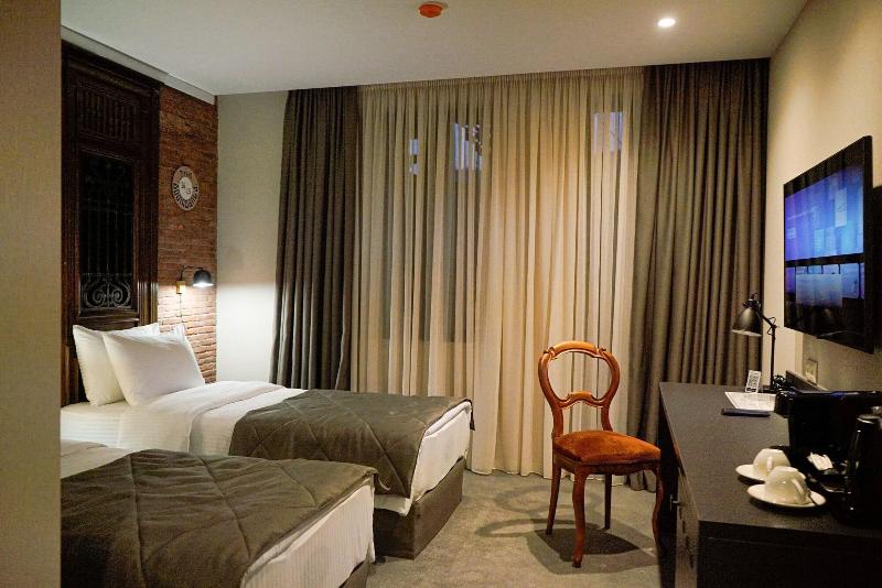 Tbilisee Hotel - Oda