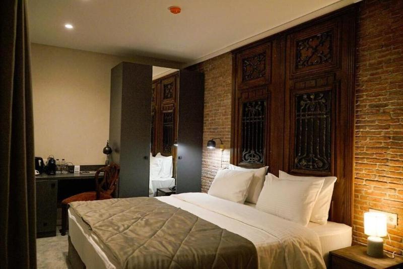 Tbilisee Hotel - Oda