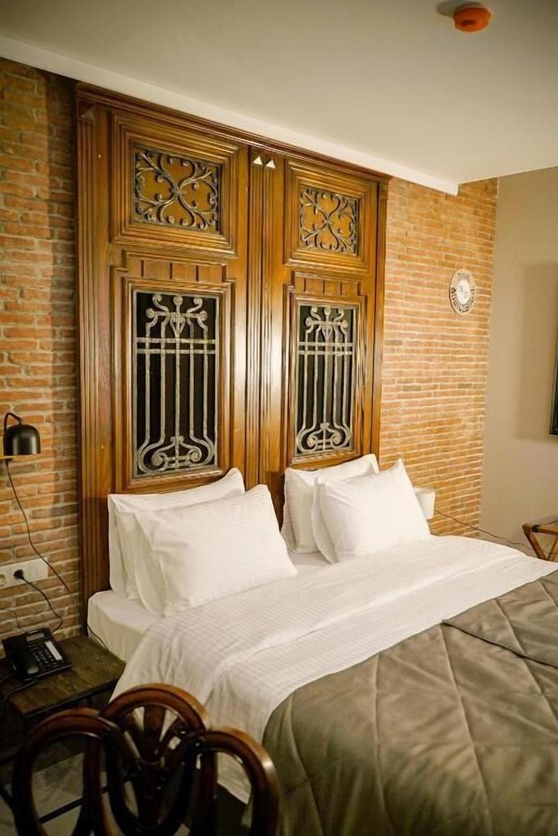 Tbilisee Hotel - Oda