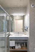 Golden Tulip Martigues - Provence oda fotoğrafı