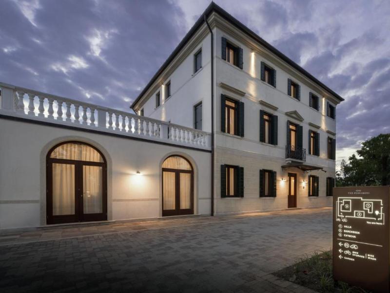 The Foscarini - Genel